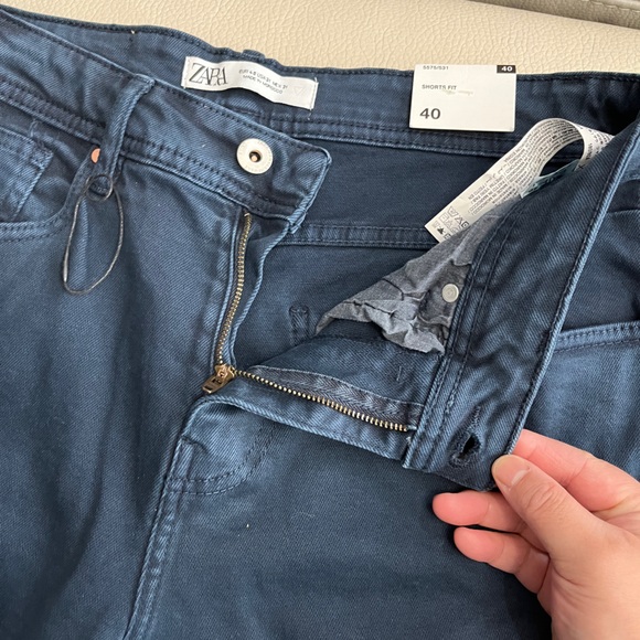 NWT - Zara Women’s High Waist Denim Bermuda Short - Size 31 - Picture 4 of 8